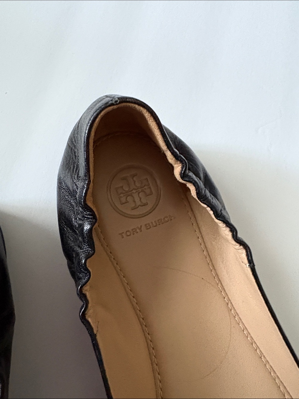 Tory Burch black leather bow flats sz 6 - Picture 4 of 8